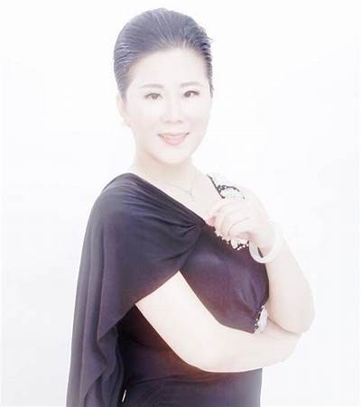 魅力美女抖阴聊天技巧，轻松提升互动魅力与交流乐趣！