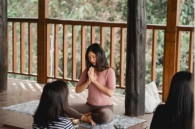 阴瑜伽入门教程：提升灵性与身心平衡的抖音拍摄技巧